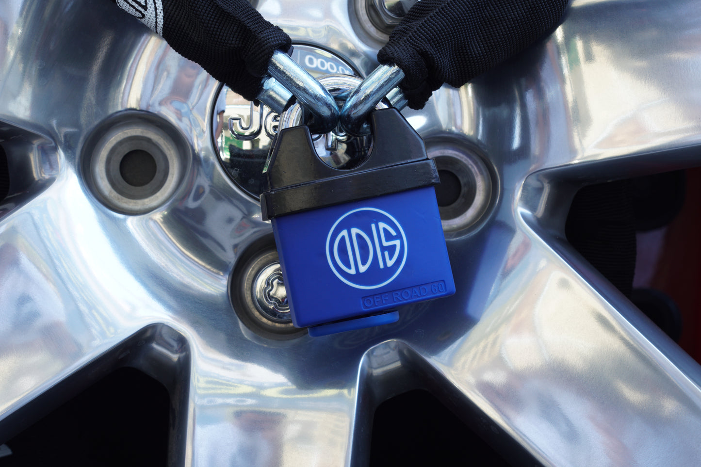 Kit Off Road: Candado Hombros 50mm + Cadena Rueda Repuesto y Cierres 10mm x 140cm